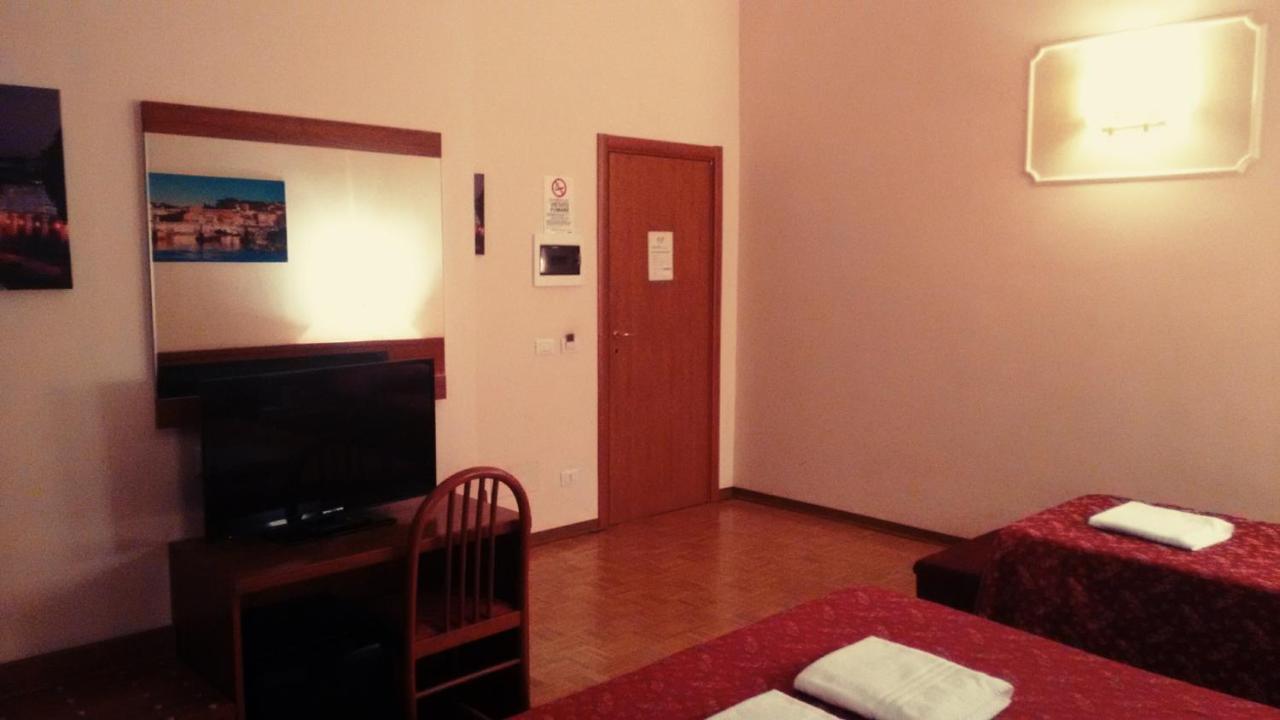 A Casa Di Mei Рим Екстер'єр фото
